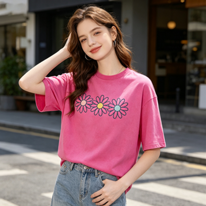 👚 50% OFF NOW! 🌼 Women's Daisy Graphic T-Shirt – Soft cotton, cheerful print & perfect for casual summer days ☀️