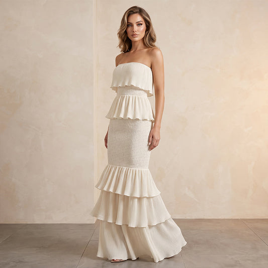 👗 50% OFF NOW! 🎀 Women's Strapless Tiered Ruffle Smocked Dress – Flowy, no-slip & perfect for summer parties, beach days or romantic getaways 🌸