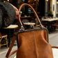 👜 50% OFF NOW! 💋 Women's Kiss Lock Crossbody Bag with Top Handle – Vintage brass closure & structured shape – Removable strap, perfect for daily outings or dinner dates ✨