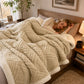 🛋️ Save 50%! 🧶 Ultra‑Soft Lightweight Blanket – Warm, cozy & travel‑friendly ✨