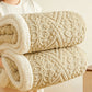 🛋️ Save 50%! 🧶 Ultra‑Soft Lightweight Blanket – Warm, cozy & travel‑friendly ✨