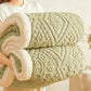 🛋️ Save 50%! 🧶 Ultra‑Soft Lightweight Blanket – Warm, cozy & travel‑friendly ✨